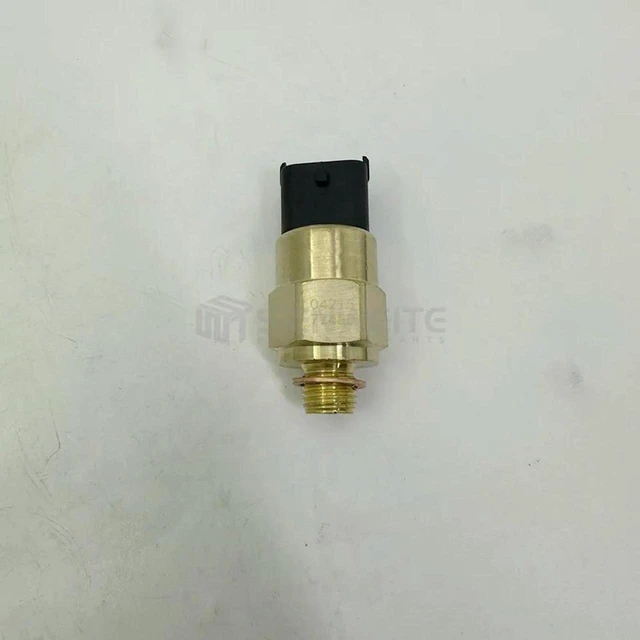 Main image of AJMRTC 04215774ED Engine Oil Pressure Sensor for Excavator Parts, Replacement Oil Pressure Transducer Compatible with EC210 EC240B, Heavy Duty Construction Machinery Spare Part