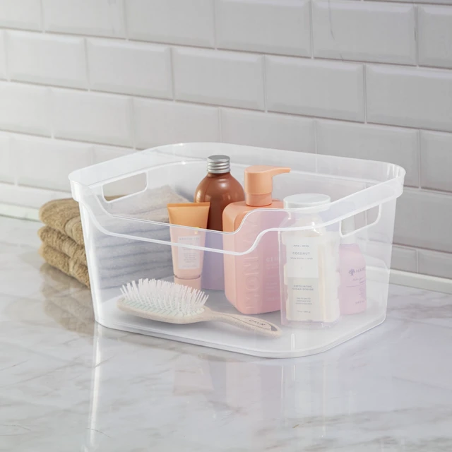 Alt view image 4 of 6 - Mainstays Large Open Bin with Scoop Front, Clear Plastic