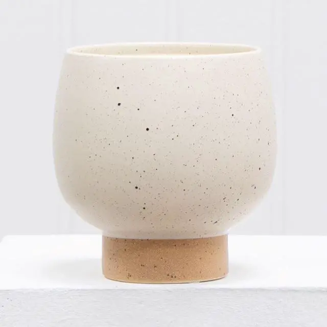 Alt view image 2 of 6 - Mainstays 5.5 in Cream Speckle Ceramic Indoor Planter with Tan Base