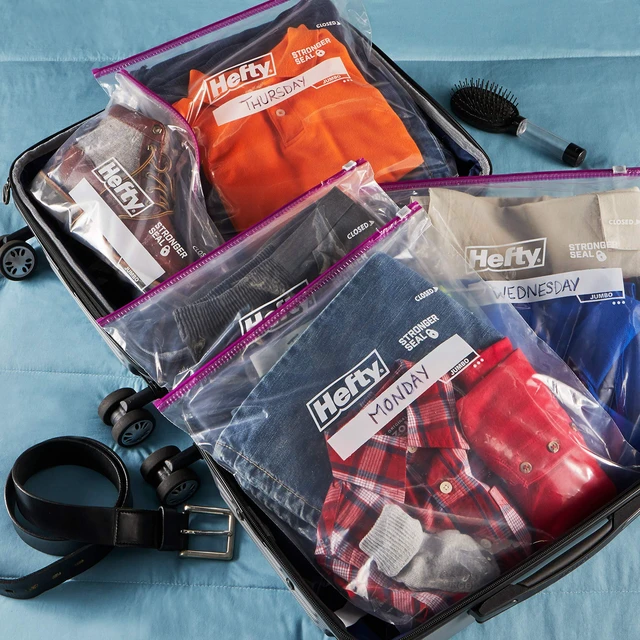 Alt view image 2 of 5 - Hefty Extra Large 2.5 Gallon Slider Jumbo Storage Bags, 12 Count