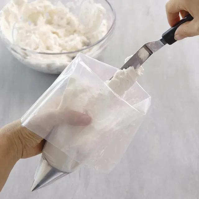 Alt view image 4 of 6 - Wilton 16-inch Disposable Decorating Piping Bags, 12-Count, Plastic