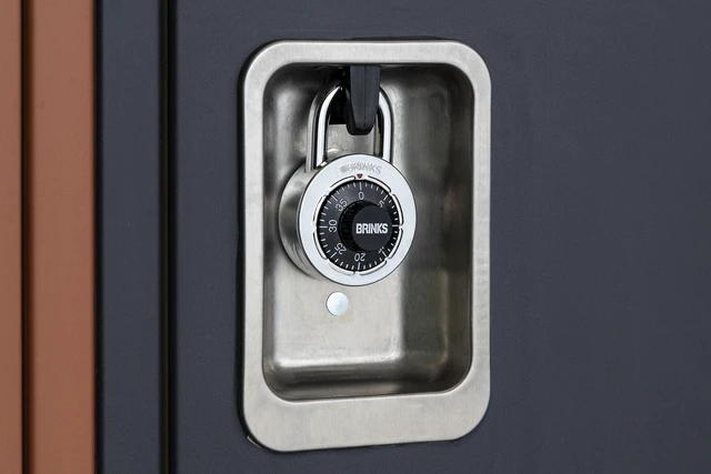 Alt view image 5 of 7 - Brinks 50mm Steel Dial Combination Padlock with 1in Shackle