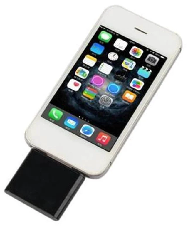 Alt view image 2 of 7 - 30 Pin Wireless Bluetooth 2.1 Audio Transmitter Stereo HiFi Music Adapter Transmit for iPhone 4S 3GS 4 iPod Classic Nano Touch