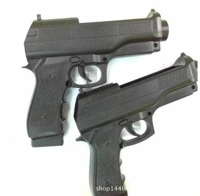 Main image of 2020 2 x Light Gun Pistol Shooting Sport Video Game for Nintendo Wii Remote Controller
