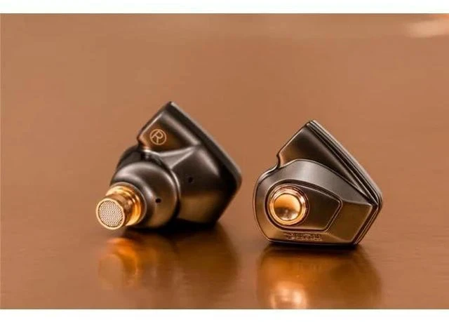 Alt view image 3 of 6 - DUNU Titan S2 Dynamic Driver in-Ear Headphone 0.78 2pin Connectors (Browm, Type-C Jack with mic)