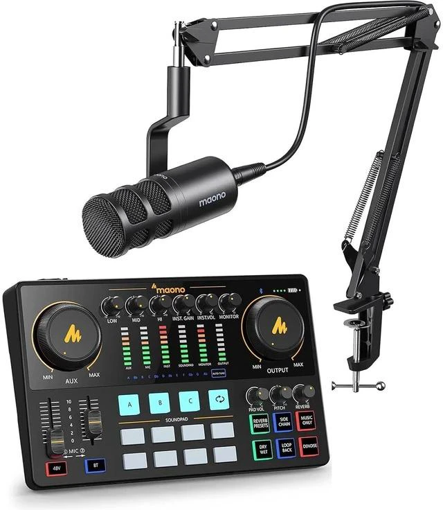 Main image of XLR Podcast Dynamic Microphone, Cardioid Studio Mic with Boom Arm for Vocal Recording,Streaming,Gami