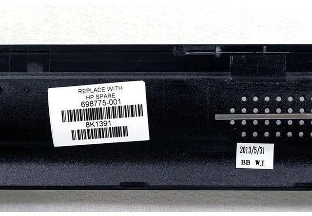 Alt view image 3 of 3 - US for ENVY DV7-7000 LCD Front BEZEL COVER 698775-001 Compatible w 681971-001