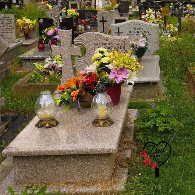 Alt view image 5 of 7 - Pinkunn Dad Memorial Stakes Grave Cemetery Decorations Heart Metal