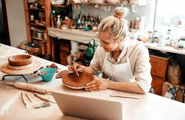 Alt view image 7 of 7 - Honbay Wooden Handle Fettling Knife Ceramic Art Tools Clay Sculpture Tools Envelope Knife Butter Spatula