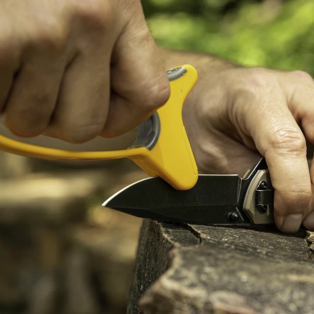 Alt view image 3 of 7 - Smiths 50170 JIFFY V-Sharp Knife & Scissors Sharpener | Yellow & Grey