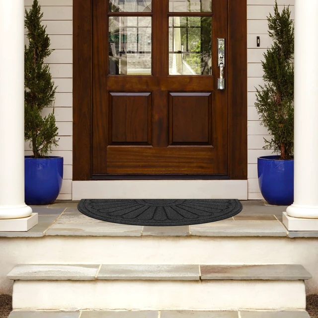 Alt view image 2 of 4 - Mainstays Sunburst Utility Door Mat, Gray, Polyester, 18 in x 30 in