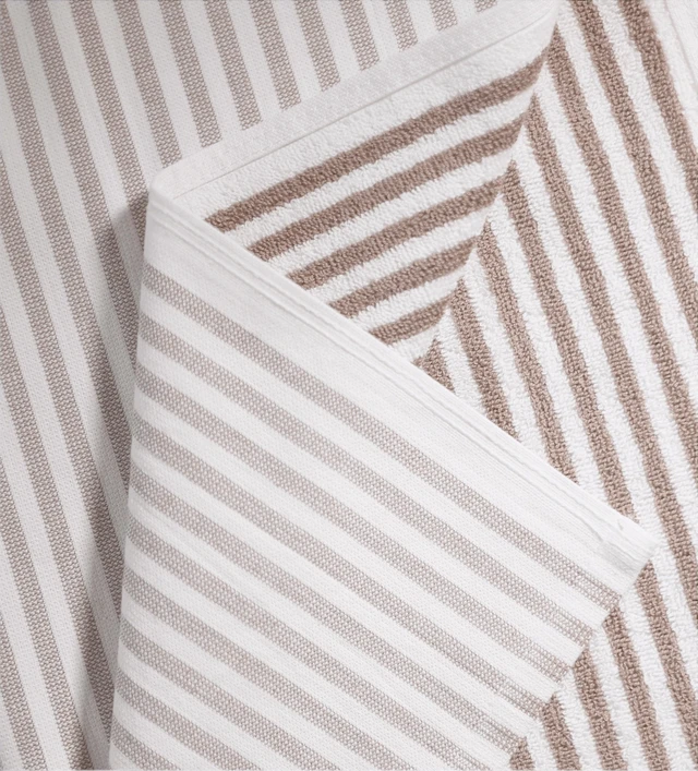 Alt view image 3 of 6 - Better Homes & Gardens Kitchen Towels, 2-Piece Set, Old Rose/White