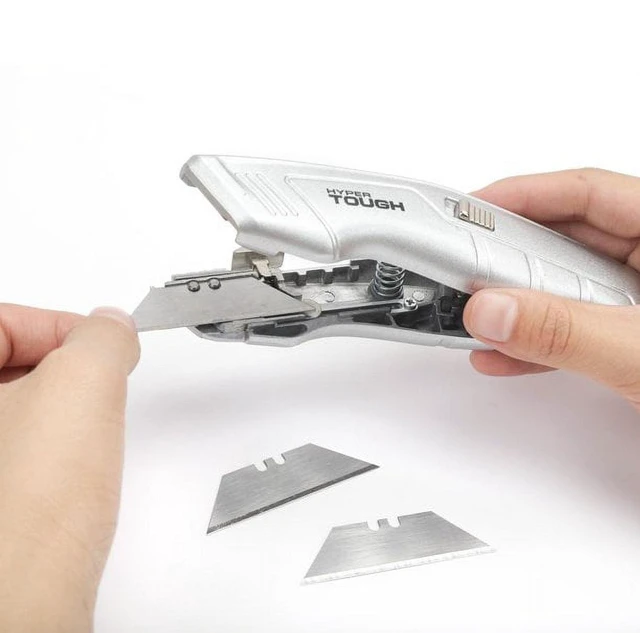 Alt view image 5 of 6 - Hyper Tough Aluminum Retractable Utility Knife with 3 Blades