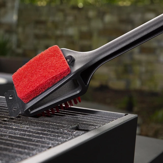 Alt view image 5 of 6 - Expert Grill 3-in-1 Cold Grill Brush with Stainless Steel Scraper