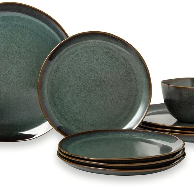 Alt view image 5 of 5 - Yellowstone Dutton Ceramic Salad Plate