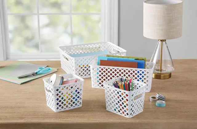 Alt view image 4 of 6 - Mainstays 4-Piece White Decorative Plastic Storage Basket Set, 14 in x 11.6 in x 5.3 in