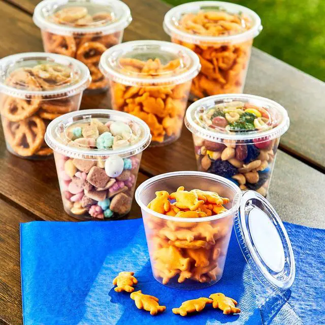 Alt view image 2 of 4 - Great Value Snack Cups with Lids, 5.5 oz, 25 Count