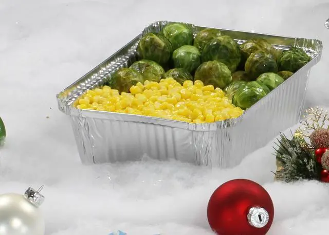 Alt view image 3 of 6 - Mainstays 9" x 6.5" Aluminum Pans with Folded Lids, 3 Count
