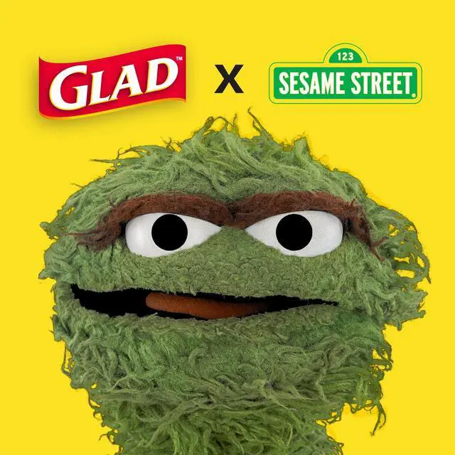 Alt view image 3 of 5 - Glad ForceFlex 13-Gallon Drawstring Tall Kitchen Trash Bags, Gain Original Scent, 40 Bags
