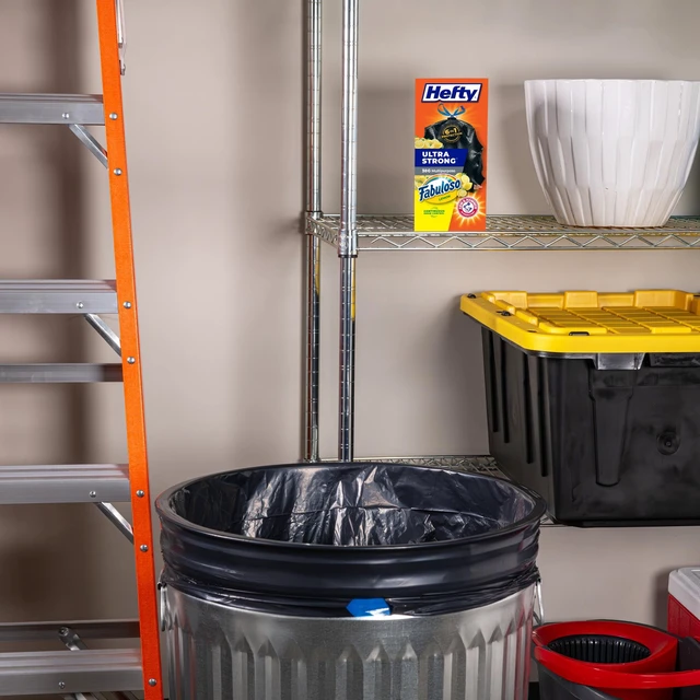 Alt view image 4 of 6 - Hefty Ultra Strong 30Gallon Black Trash Bags, Fabuloso Lemon Scent, 20Bags