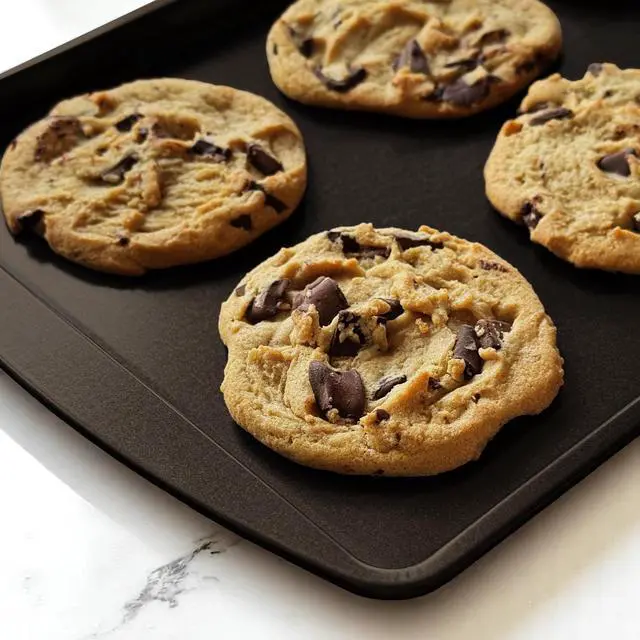 Alt view image 4 of 6 - Mainstays Nonstick 9x13 Cookie Sheet Bakeware Pan (3 Pack)