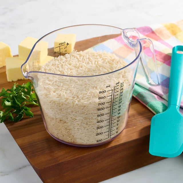 Alt view image 4 of 5 - Mainstays 4-Cup 32 oz Plastic Measuring Cup with Large Spout, Clear
