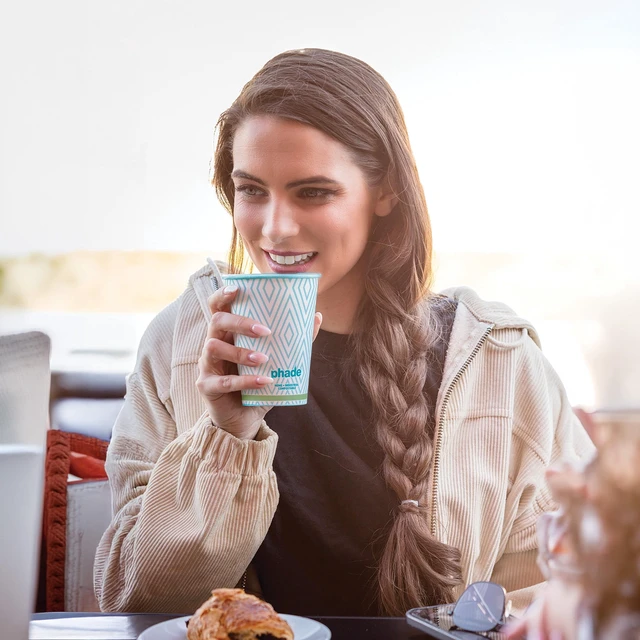 Alt view image 4 of 7 - Phade 16 oz Compostable Paper Hot Cups with Lids, 20 Count, Blue Diamond Design