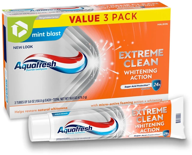 Main image of Aquafresh Extreme Clean Whitening Action Fluoride Toothpaste, Mint Blast, Cavity Protection, Sugar Acid Protection, 5.6Oz (3 Pack)