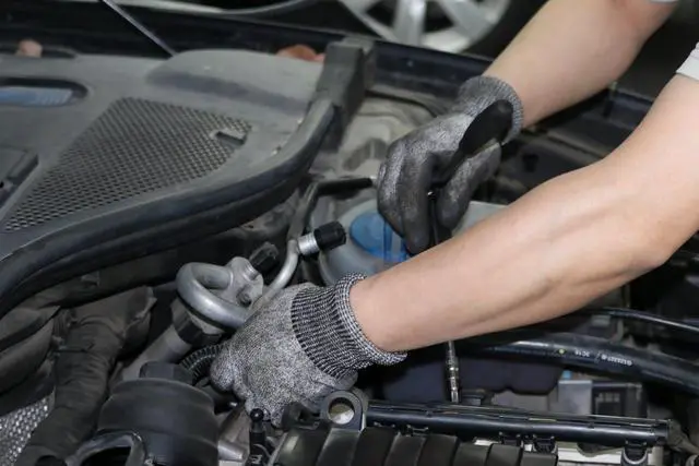 Alt view image 3 of 6 - Hyper Tough ANSI A4 HPPE PU-Coated Work Gloves, Full Finger, Men's Medium