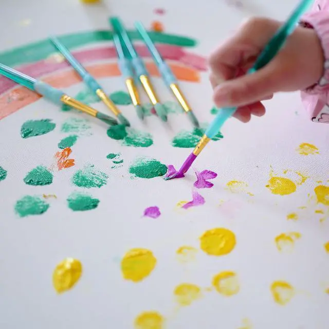 Alt view image 5 of 6 - Hello Hobby Round Synthetic Bristle Art Brushes (6 Pack), Age Group 3+