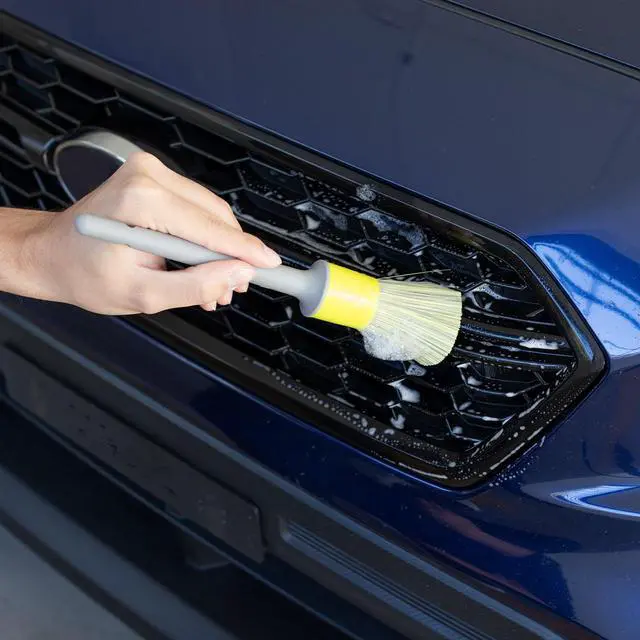 Alt view image 4 of 7 - Auto Drive 2-Piece Set Interior & Exterior Car Detailing Brushes