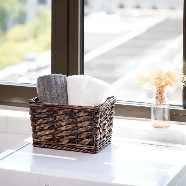 Alt view image 3 of 7 - Mainstays Brown Rectangle Willow & Rush Basket