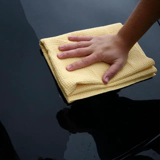Alt view image 7 of 7 - Meguiar's X2000 Water Magnet Microfiber Drying Towel, 22 x 30 Inches, Automotive Care