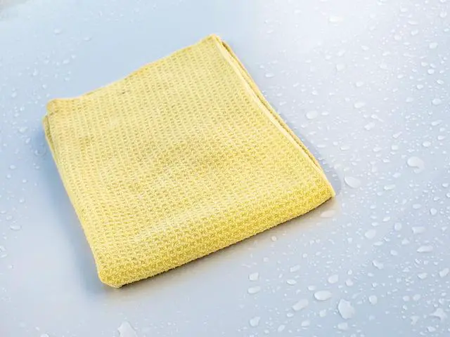 Alt view image 5 of 7 - Meguiar's X2000 Water Magnet Microfiber Drying Towel, 22 x 30 Inches, Automotive Care