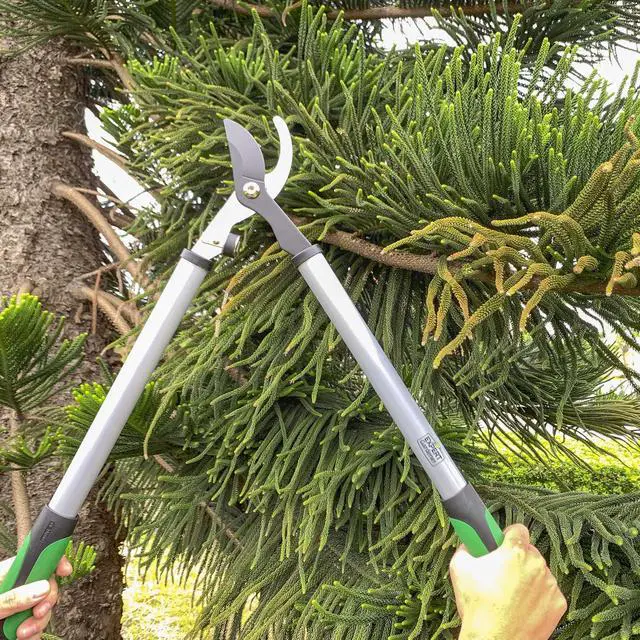 Alt view image 3 of 6 - Expert Gardener 24 in Steel Bypass Lopper, 1 in Cutting Capacity, Green and Black