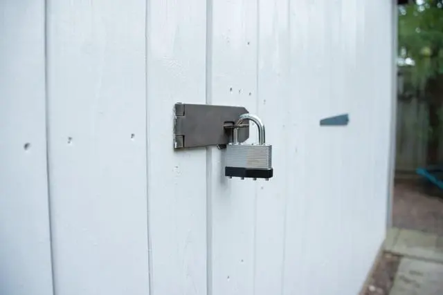 Alt view image 2 of 6 - Hyper Tough 1-3/4 in. (44mm) Laminated Steel Keyed Padlock with 1 in. (25mm) Hardened Steel Shackle