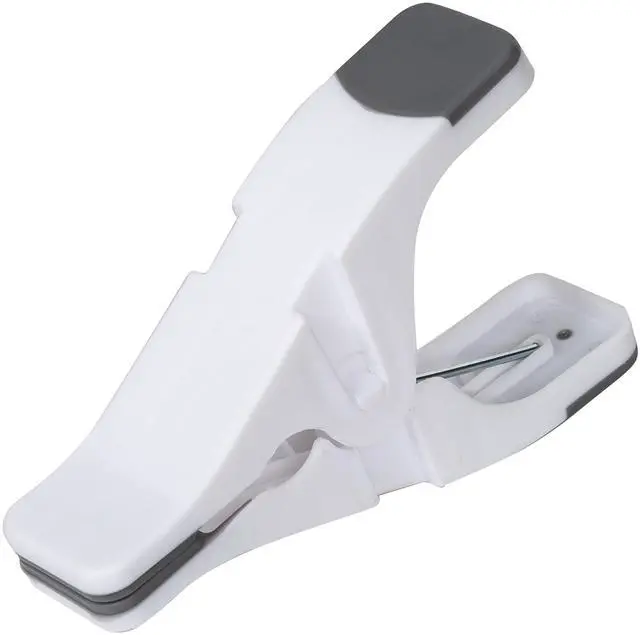 Main image of Mainstays Plastic Jumbo Clothespins, Strong Grip, White, 18Count