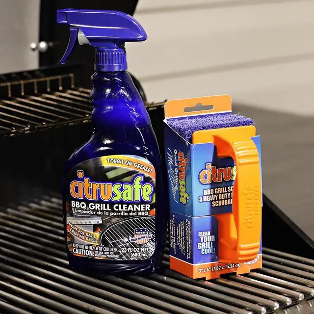 Alt view image 4 of 4 - Citrusafe BBQ Grill Scrubber with Handle and 3 Heavy Duty Blue Nylon Pads