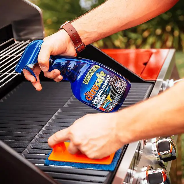 Alt view image 3 of 4 - Citrusafe BBQ Grill Scrubber with Handle and 3 Heavy Duty Blue Nylon Pads
