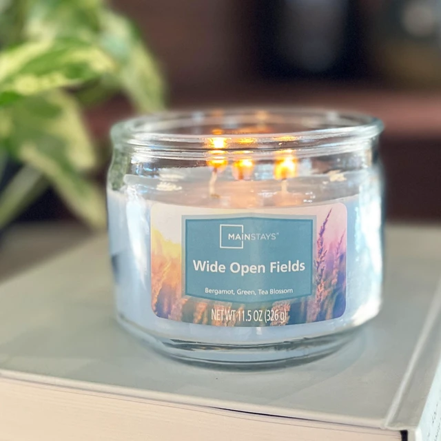 Alt view image 3 of 6 - Mainstays Wide Open Fields 3-Wick Candle, 11.5 oz