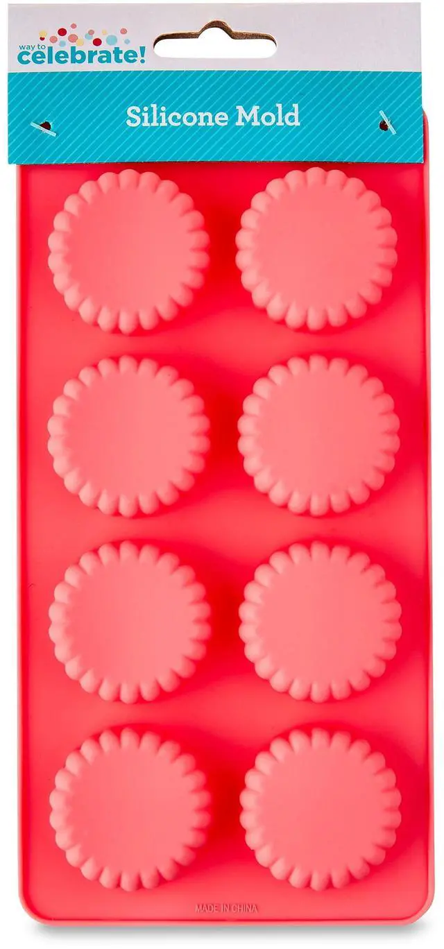 Alt view image 2 of 5 - 4 x 8 IN, 8-Cavity, Daisy Shape, Silicone Candy and Baking Mold, by Way To Celebrate
