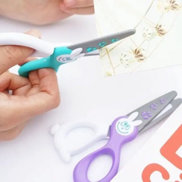Alt view image 6 of 7 - Kidicut - Kids safety scissors - Blunt tip - 4.75 inch | Ambidextrous Right and Left Handed - School