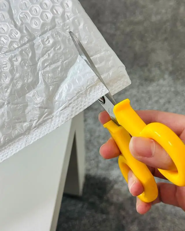 Alt view image 2 of 5 - Fiber Optic Kevlar Scissors, 5.5 inch, 3mm Thick 2Cr13 Stainless Steel, Heavy-Duty Cable Cutters for