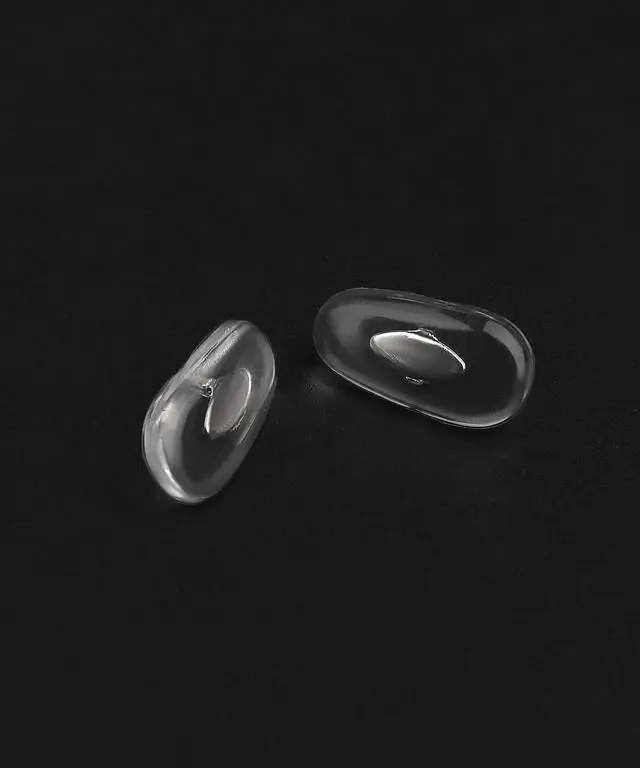 Alt view image 4 of 5 - 6 Pairs Anti Slip Nose Pads Replacement for Ray-Ban RB3029 RB3119 RB3136 RB3138 RB3183 RB3362 RB3379 RB3386 RB3387 RB3429 RB3445 RB3449 RB3457 RB3478 RB3483 Clip-on Eyeglasses, Silver Nosepieces