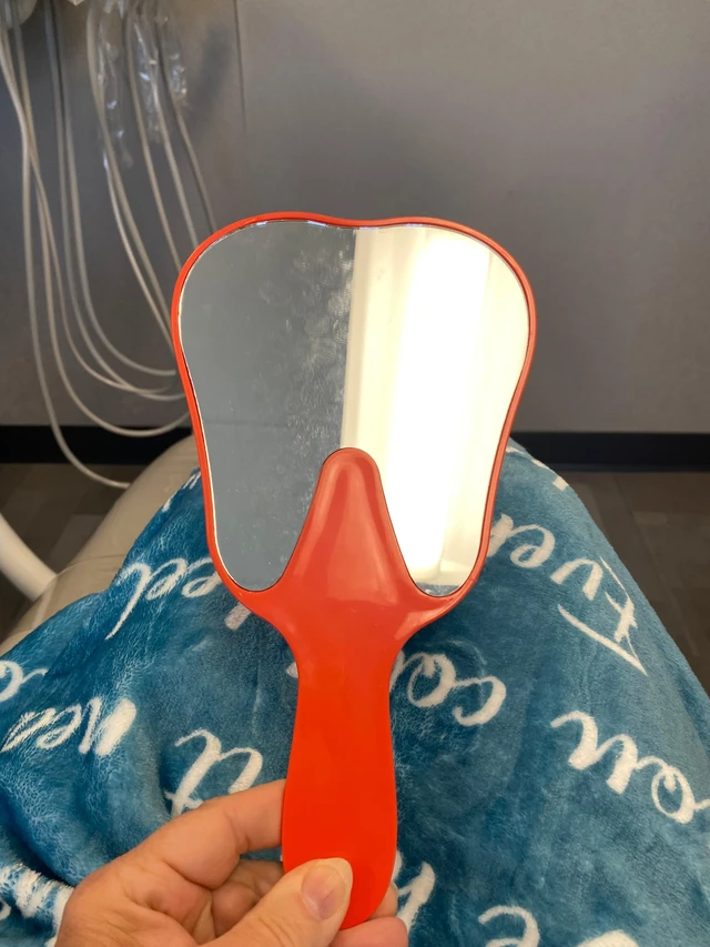 Alt view image 3 of 4 - 7 Pack Rainbow Tooth Shaped Dental Hand Mirror Set