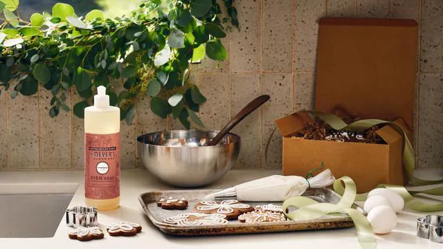 Alt view image 3 of 7 - Mrs. Meyer's Clean Day Liquid Dish Soap, Gingerbread, 16 fl oz