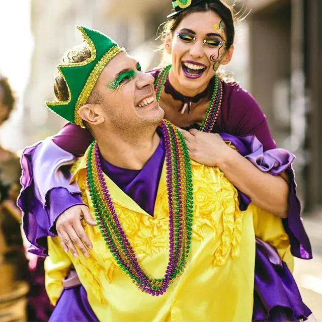 Alt view image 5 of 7 - 12PCS 33" Mardi Gras Beads Necklaces, 3 Colors Purple Green Gold Carnival Party Supplies, Masquerade Holiday Favors Decorations