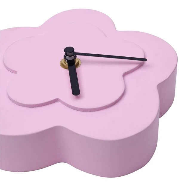 Alt view image 2 of 6 - Urban Shop 5.7in Quartz Daisy Table Top Clock