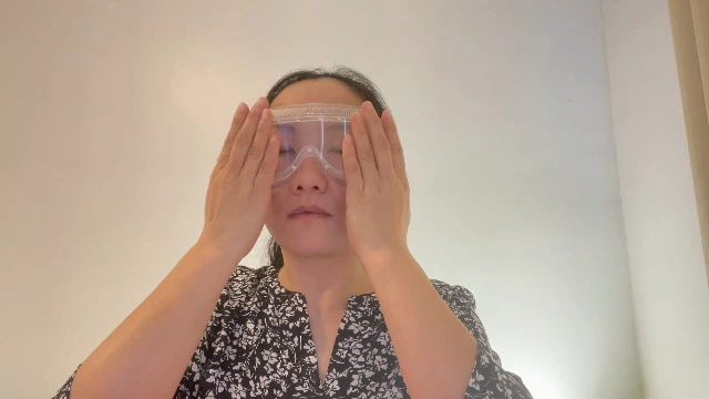 Alt view image 2 of 2 - Pro Clear Protective Lab Safety Goggles