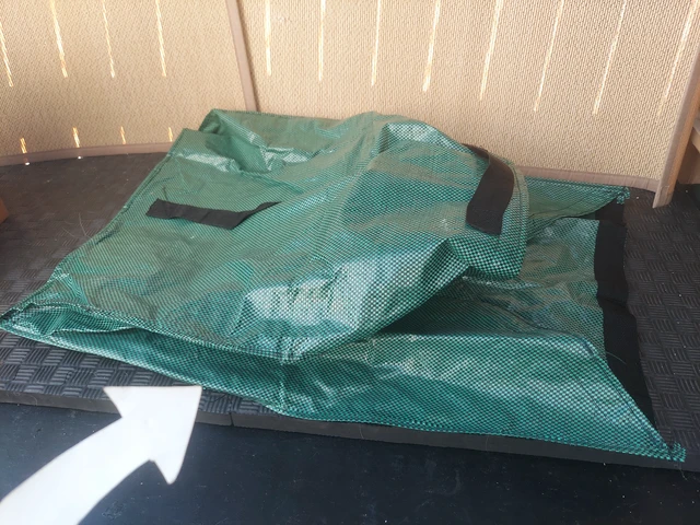 Alt view image 3 of 5 - Gardzen 2 Pack 53 Gallon Dustpan Style Yard Waste Bags Reusable